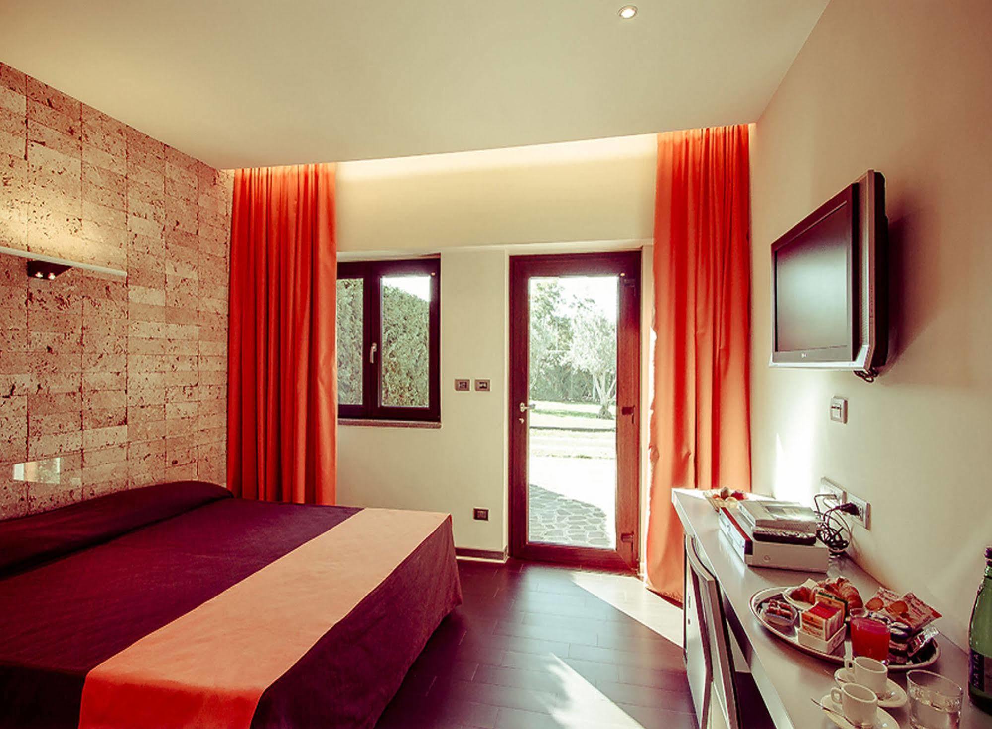 All Ways Garden Hotel & Leisure Рим Экстерьер фото